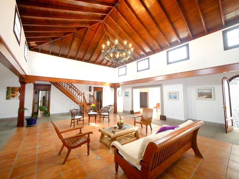 6 quarto Quinta/Casa Rural para venda em Los Valles com piscina garagem - 1 800 000 € (Ref: 6854841)