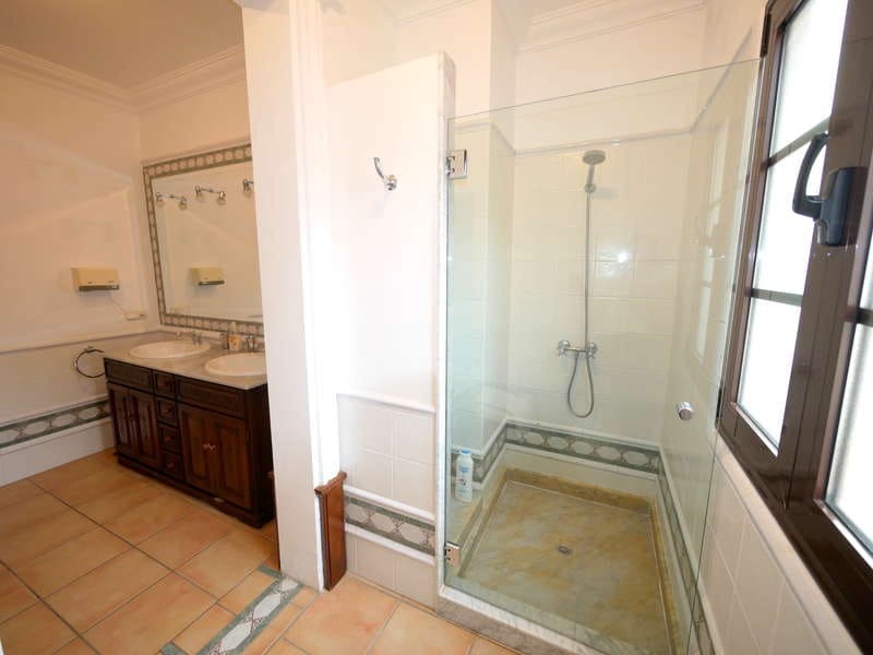 6 quarto Quinta/Casa Rural para venda em Los Valles com piscina garagem - 1 800 000 € (Ref: 6854841)