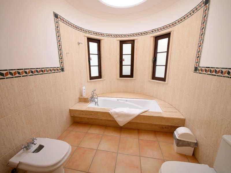 6 quarto Quinta/Casa Rural para venda em Los Valles com piscina garagem - 1 800 000 € (Ref: 6854841)