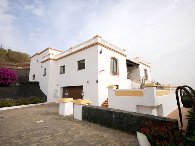 6 soveværelse Finca/Landehus til salg i Los Valles, Teguise med swimmingpool garage - € 1.800.000 (Ref: 6854841)