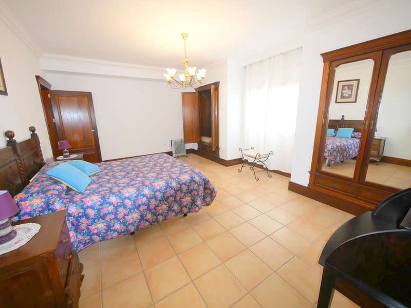 6 quarto Quinta/Casa Rural para venda em Los Valles com piscina garagem - 1 800 000 € (Ref: 6854841)