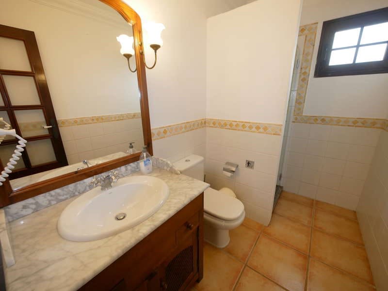 6 quarto Quinta/Casa Rural para venda em Los Valles com piscina garagem - 1 800 000 € (Ref: 6854841)