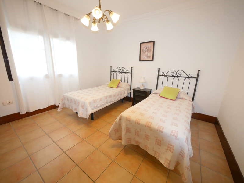 6 quarto Quinta/Casa Rural para venda em Los Valles com piscina garagem - 1 800 000 € (Ref: 6854841)