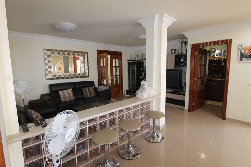 5 soveværelse Villa til salg i Playa Blanca med swimmingpool garage - € 950.000 (Ref: 7033005)