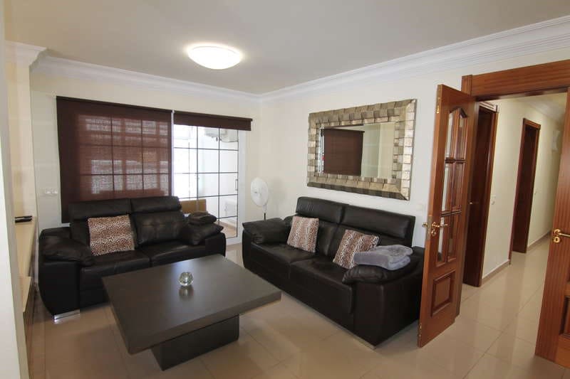 5 soveværelse Villa til salg i Playa Blanca med swimmingpool garage - € 950.000 (Ref: 7033005)