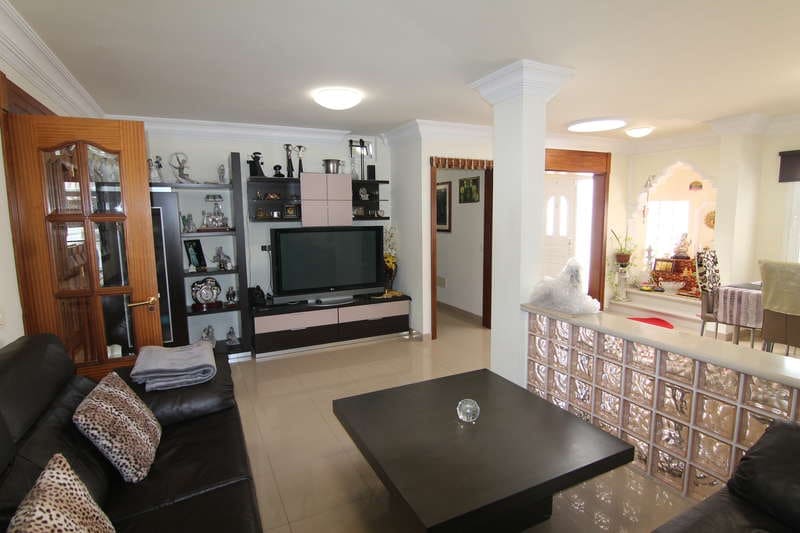 5 soveværelse Villa til salg i Playa Blanca med swimmingpool garage - € 950.000 (Ref: 7033005)