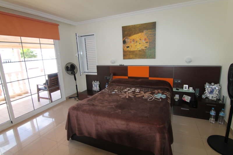 5 soveværelse Villa til salg i Playa Blanca med swimmingpool garage - € 950.000 (Ref: 7033005)