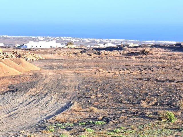 Tontti myytävänä paikassa La Asomada, Tías - 99 000 € (Ref: 7668714)