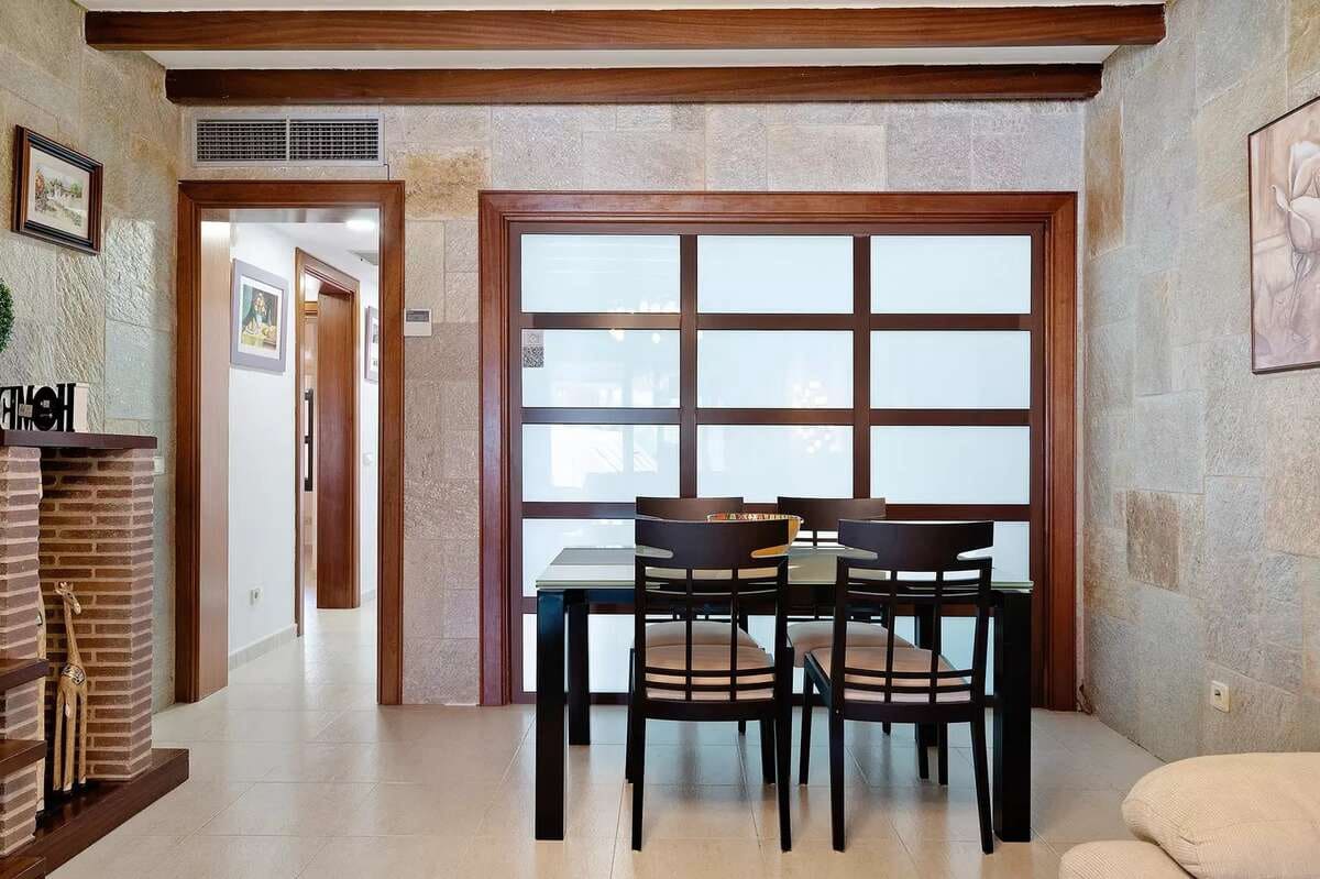 3 bedroom Villa for sale in Playa Blanca with pool garage - € 650,000 (Ref: 7834228)