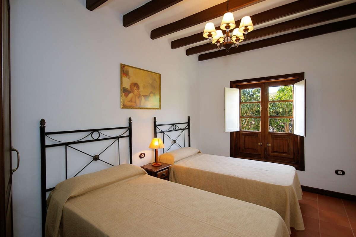 22 bedroom Finca/Country House for sale in Haria with pool - € 3,500,000 (Ref: 7992136)