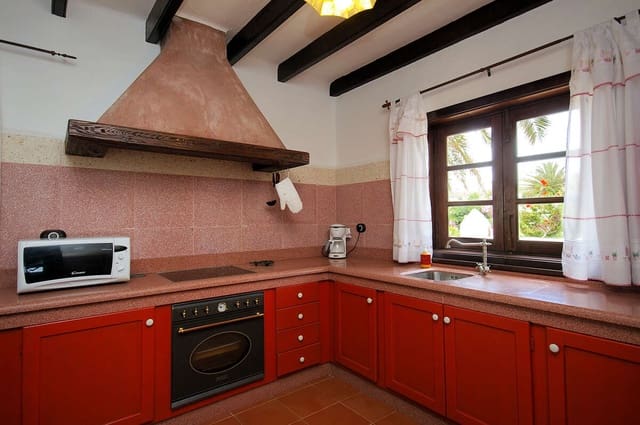 22 soverom Finca/Herregård til salgs i Haría med svømmebasseng - € 3 500 000 (Ref: 7992136)