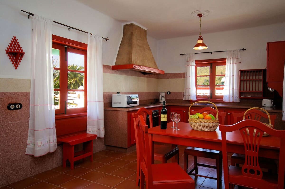 22 bedroom Finca/Country House for sale in Haria with pool - € 3,500,000 (Ref: 7992136)