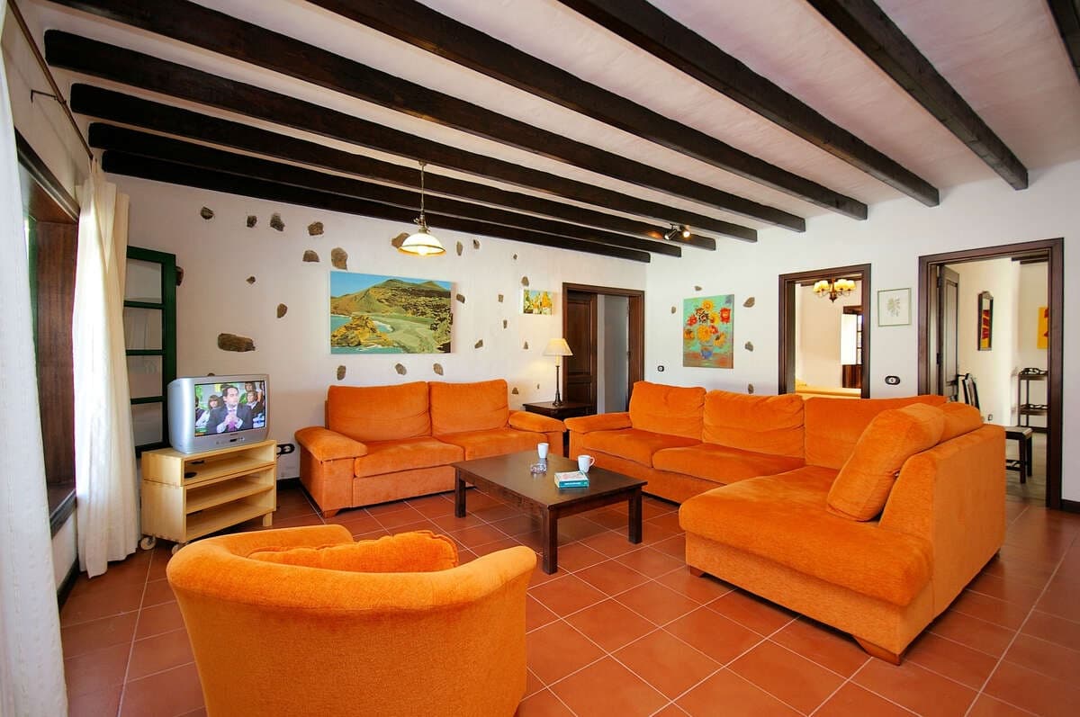 22 bedroom Finca/Country House for sale in Haria with pool - € 3,500,000 (Ref: 7992136)