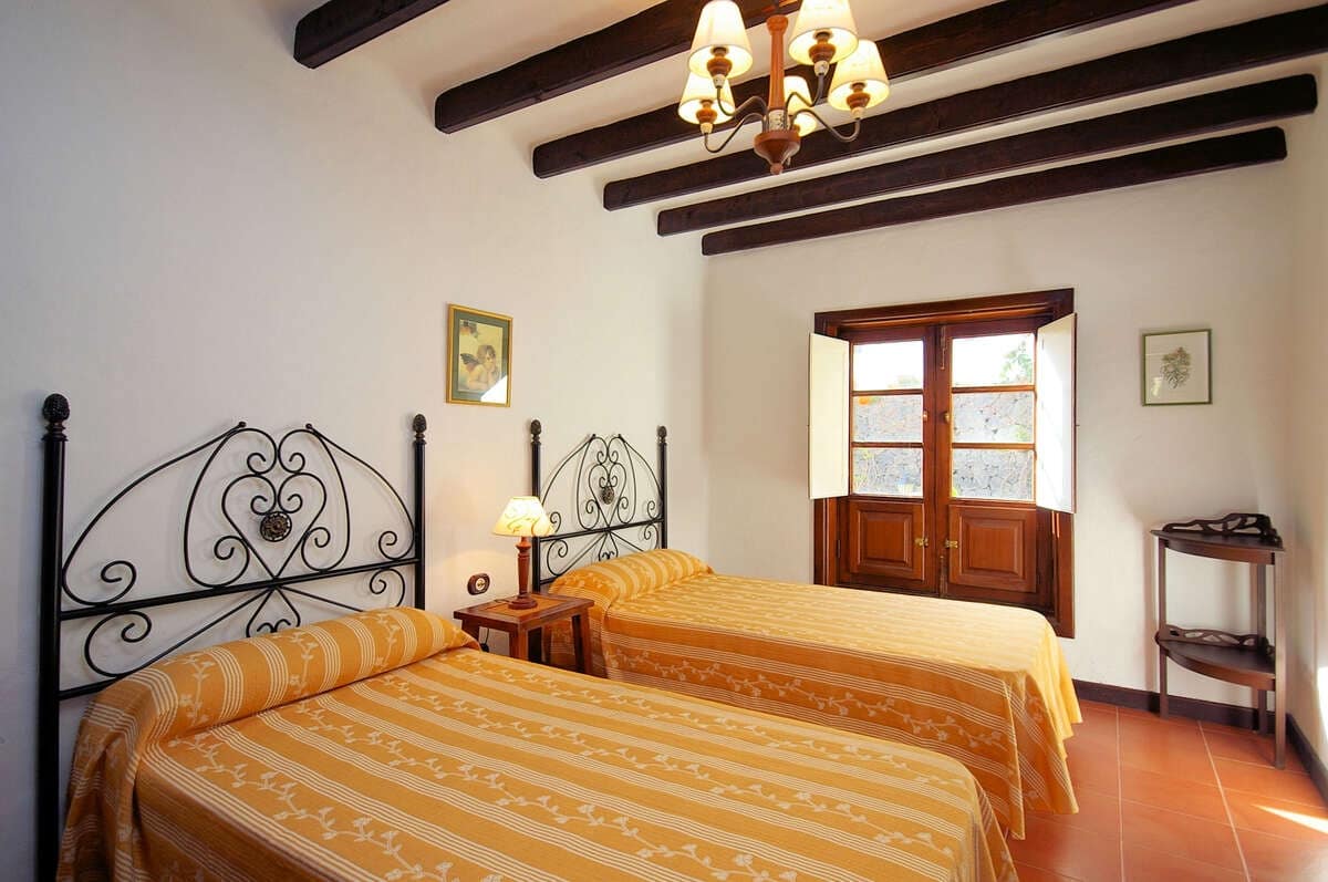 22 bedroom Finca/Country House for sale in Haria with pool - € 3,500,000 (Ref: 7992136)