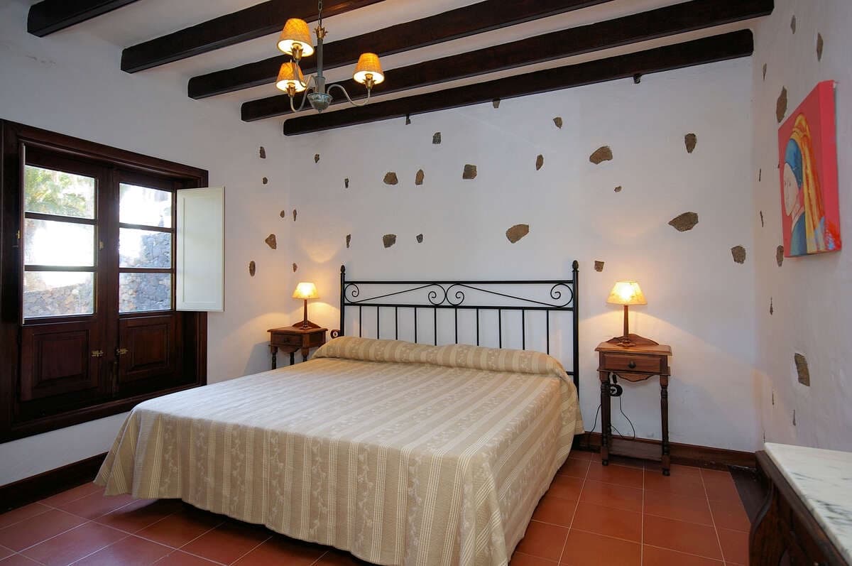 22 bedroom Finca/Country House for sale in Haria with pool - € 3,500,000 (Ref: 7992136)