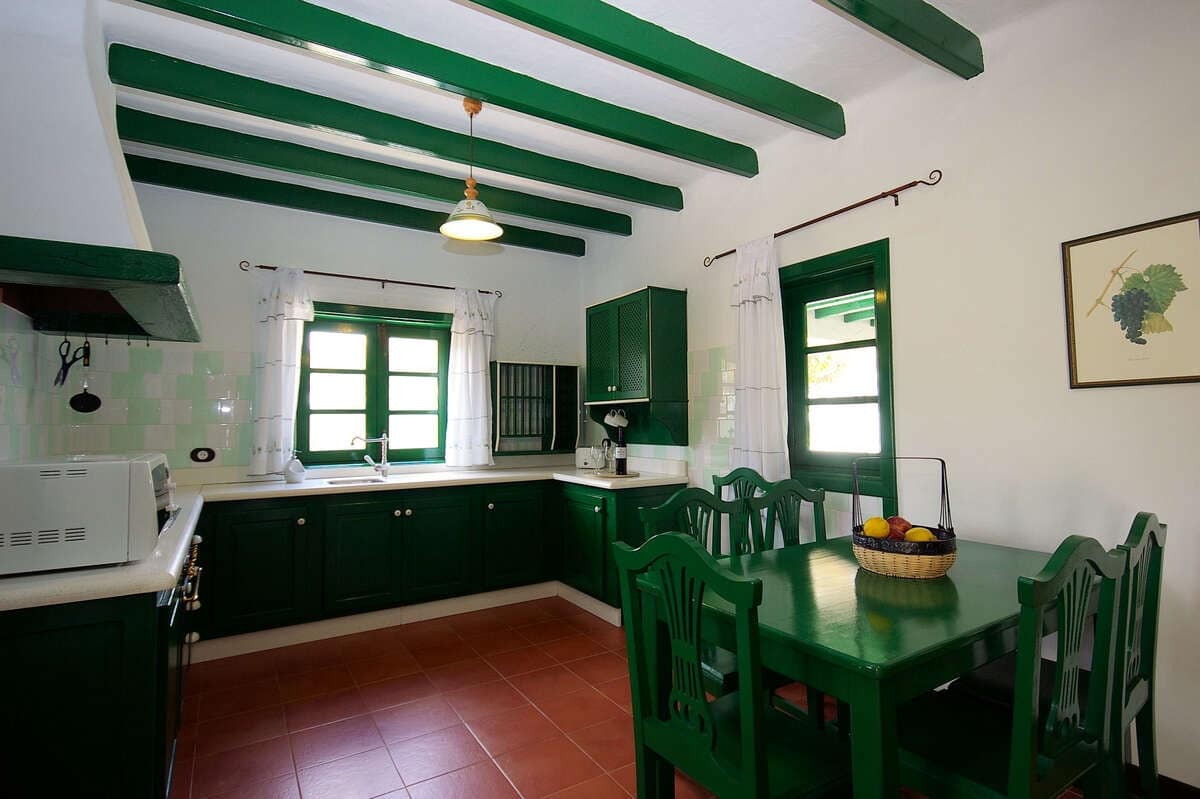 22 bedroom Finca/Country House for sale in Haria with pool - € 3,500,000 (Ref: 7992136)