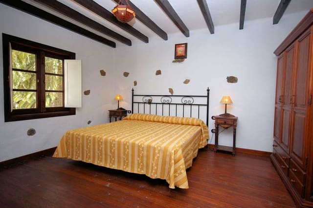 22 chambre Finca/Maison de Campagne à vendre à Haría avec piscine - 3 500 000 € (Ref: 7992136)