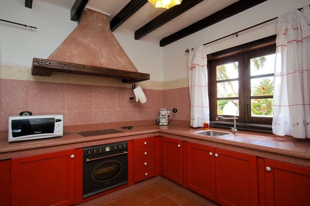 22 chambre Finca/Maison de Campagne à vendre à Haría avec piscine - 3 500 000 € (Ref: 7992136)