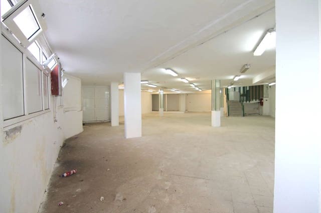 Erhverv til salg i Puerto del Carmen, Tías - € 420.000 (Ref: 8116742)
