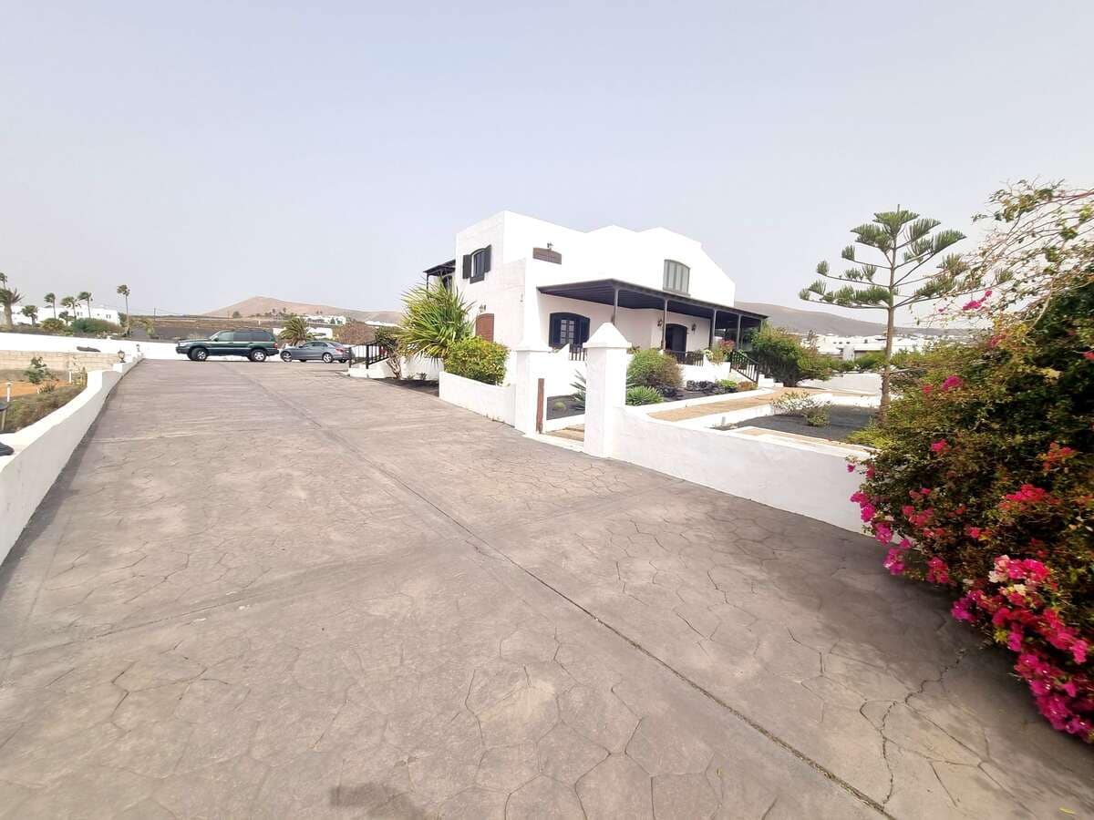 4 soveværelse Finca/Landehus til salg i Macher med garage - € 860.000 (Ref: 8220041)