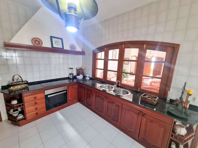 4 soveværelse Finca/Landehus til salg i Macher, Tías med garage - € 860.000 (Ref: 8220041)