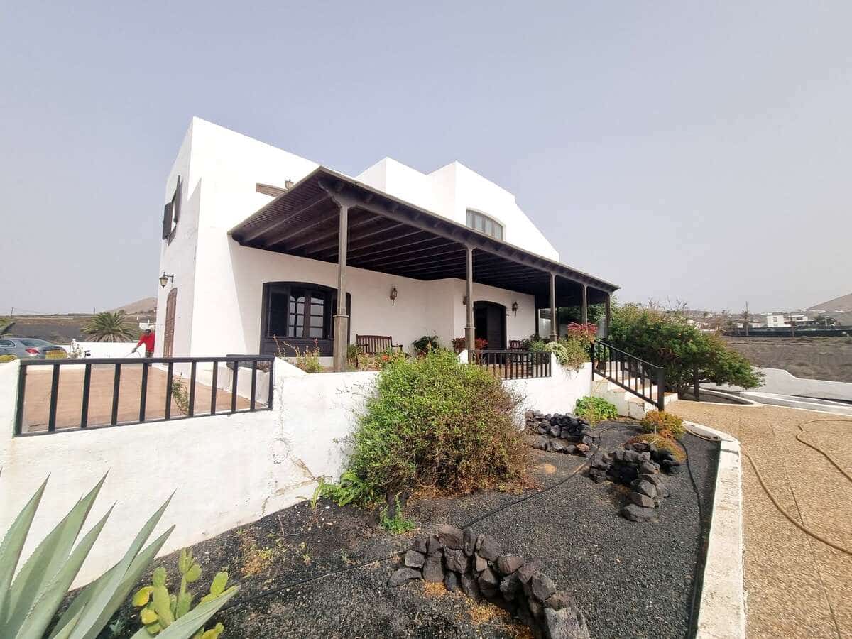 4 soveværelse Finca/Landehus til salg i Macher med garage - € 860.000 (Ref: 8220041)