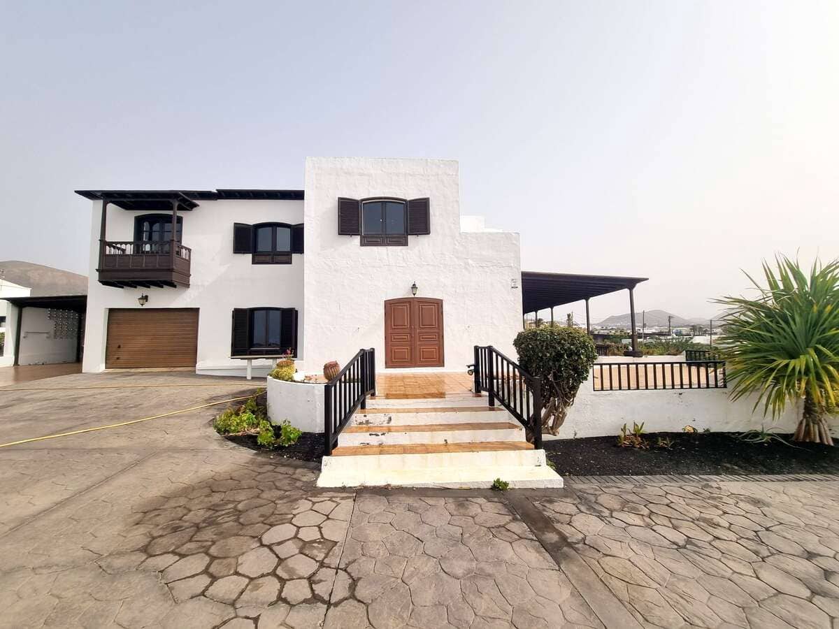 4 soveværelse Finca/Landehus til salg i Macher med garage - € 860.000 (Ref: 8220041)