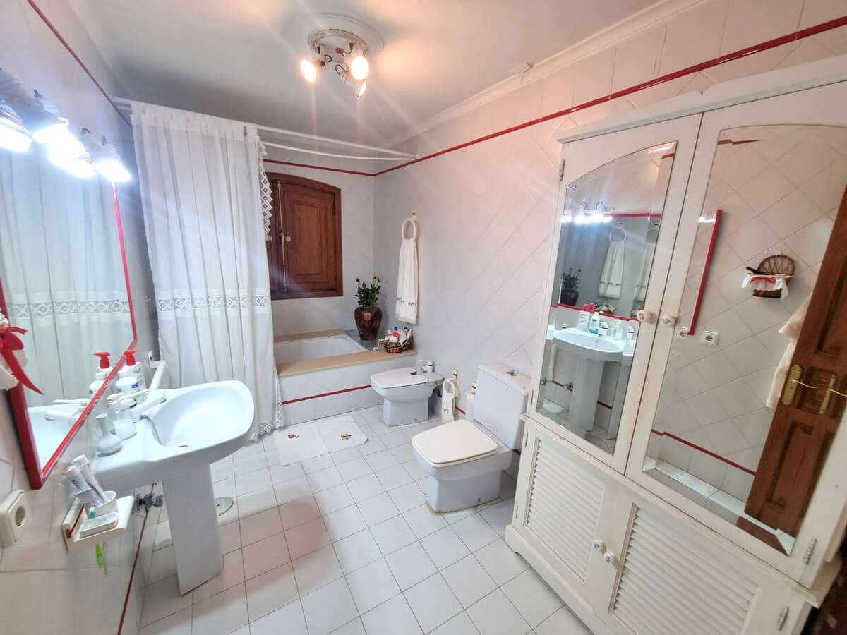 4 soveværelse Finca/Landehus til salg i Macher med garage - € 860.000 (Ref: 8220041)