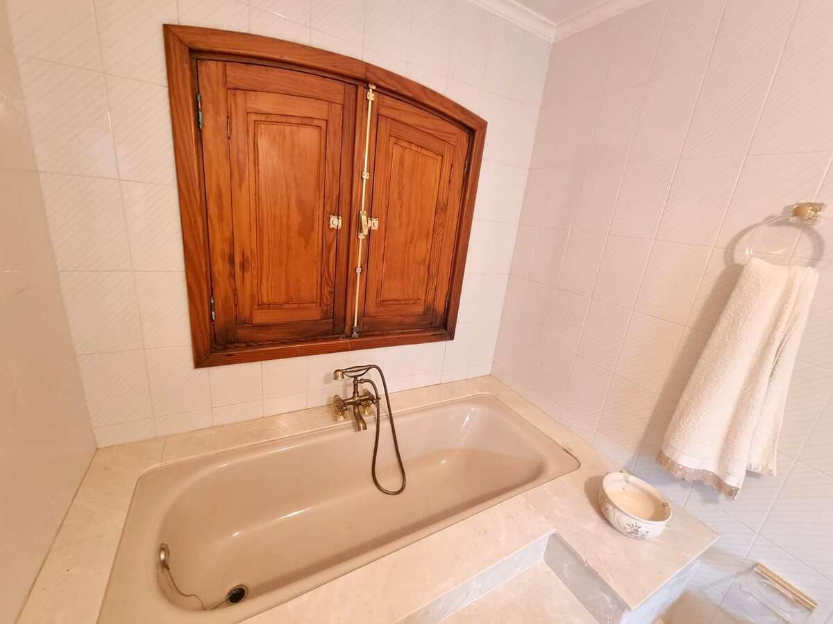 4 soveværelse Finca/Landehus til salg i Macher med garage - € 860.000 (Ref: 8220041)