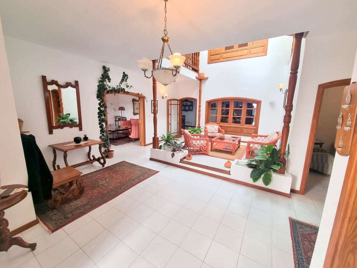 4 soveværelse Finca/Landehus til salg i Macher med garage - € 860.000 (Ref: 8220041)