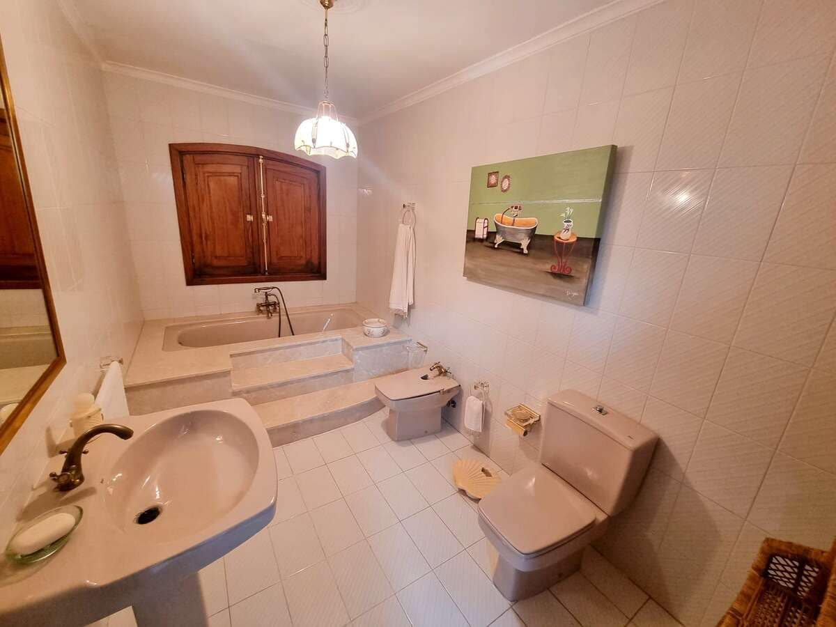 4 soveværelse Finca/Landehus til salg i Macher med garage - € 860.000 (Ref: 8220041)