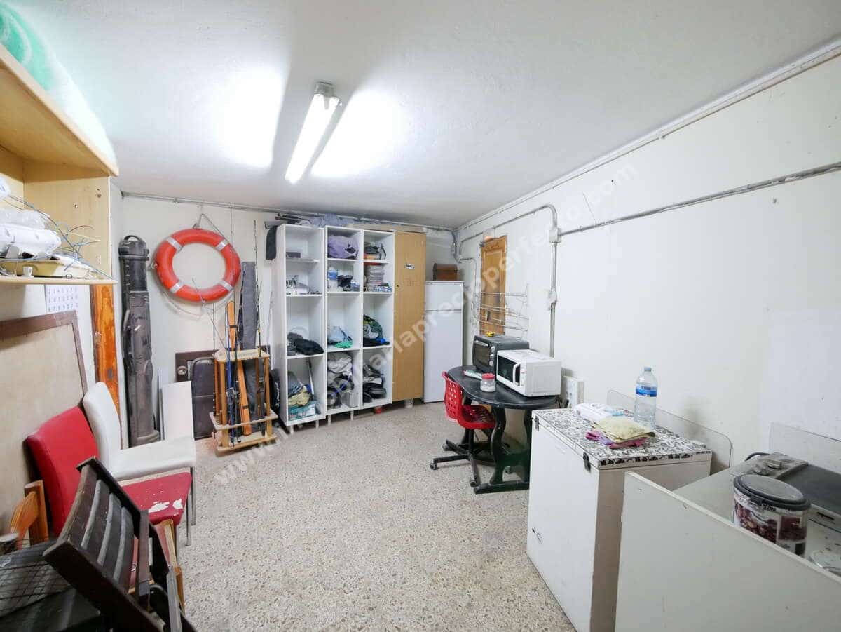 Erhverv til salg i Arrecife - € 392.000 (Ref: 8576085)