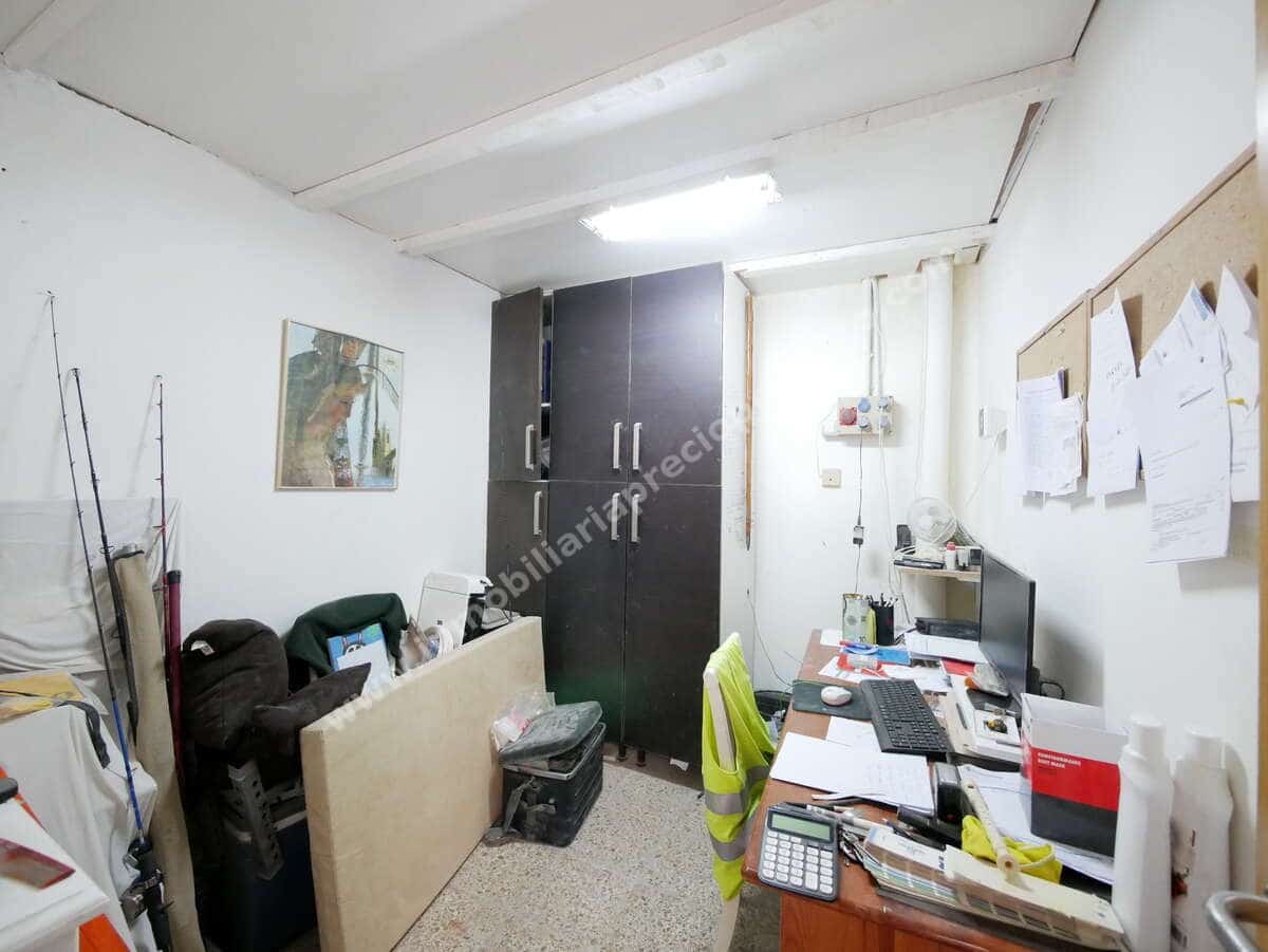 Erhverv til salg i Arrecife - € 392.000 (Ref: 8576085)