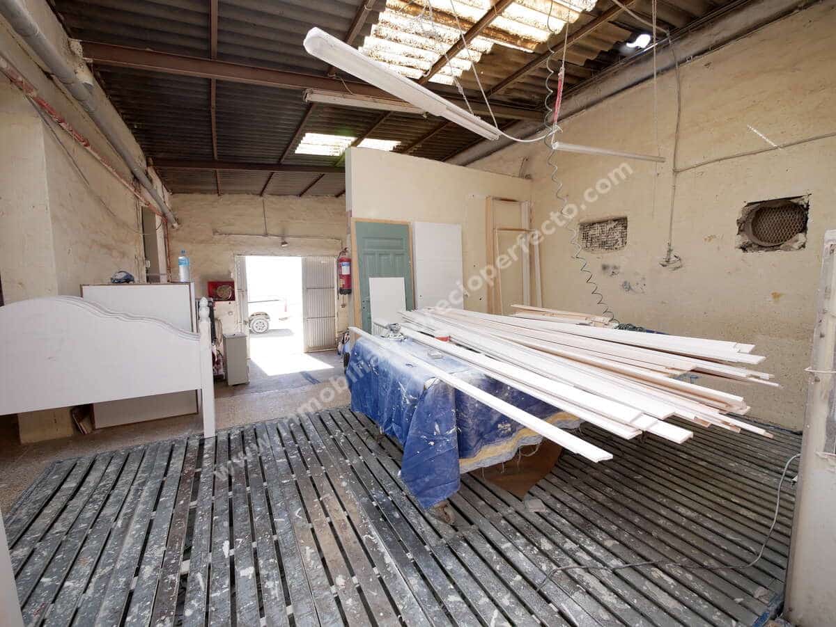 Erhverv til salg i Arrecife - € 392.000 (Ref: 8576085)