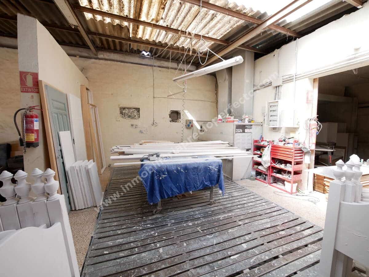 Erhverv til salg i Arrecife - € 392.000 (Ref: 8576085)