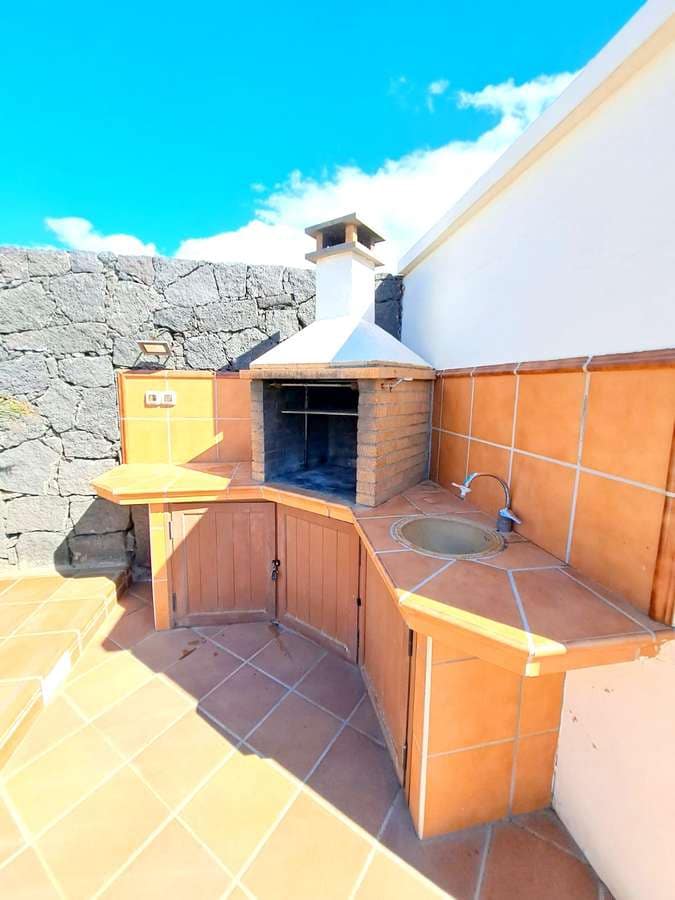 4 soveværelse Villa til salg i Playa Blanca med swimmingpool garage - € 849.000 (Ref: 8634106)