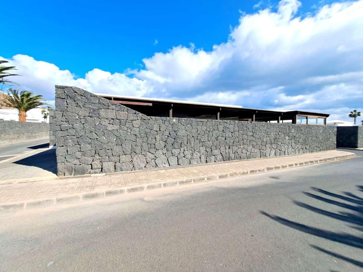 4 soveværelse Villa til salg i Playa Blanca med swimmingpool garage - € 849.000 (Ref: 8634106)