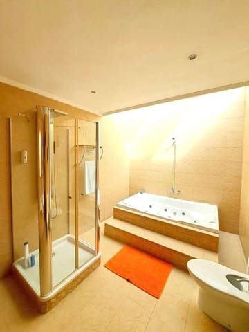 4 soveværelse Villa til salg i Playa Blanca, Yaiza med swimmingpool garage - € 849.000 (Ref: 8634106)