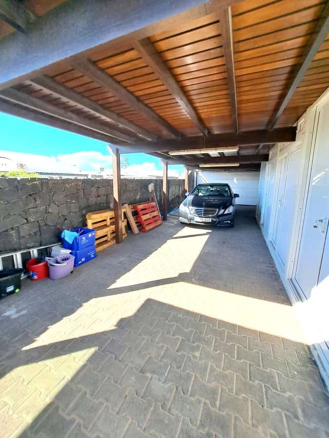 4 soveværelse Villa til salg i Playa Blanca med swimmingpool garage - € 849.000 (Ref: 8634106)