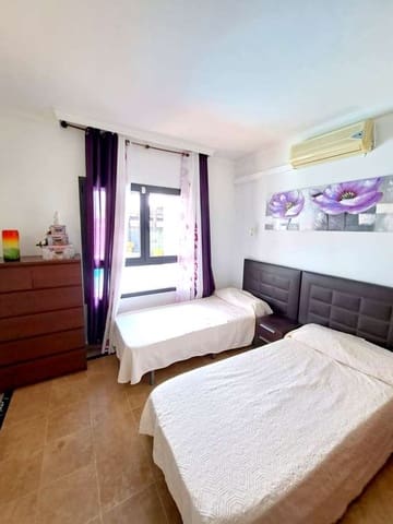 4 quarto Moradia para venda em Playa Blanca, Yaiza com piscina garagem - 849 000 € (Ref: 8634106)