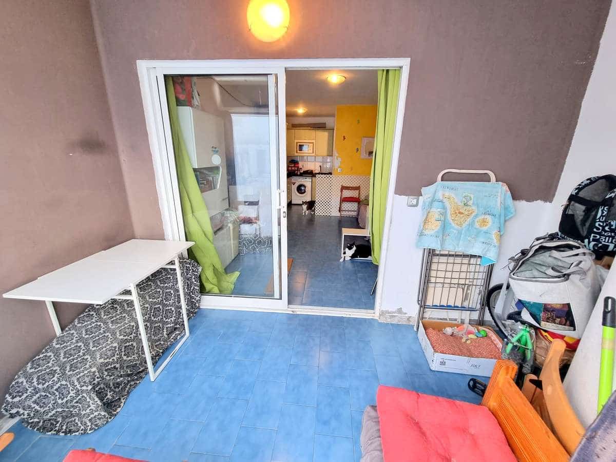 Studio til salg i Puerto del Carmen med swimmingpool - € 150.000 (Ref: 8664959)