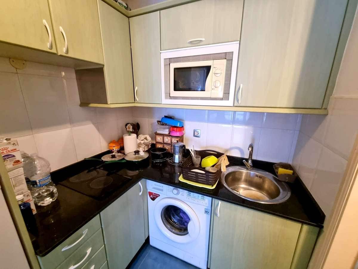 Studio til salg i Puerto del Carmen med swimmingpool - € 150.000 (Ref: 8664959)