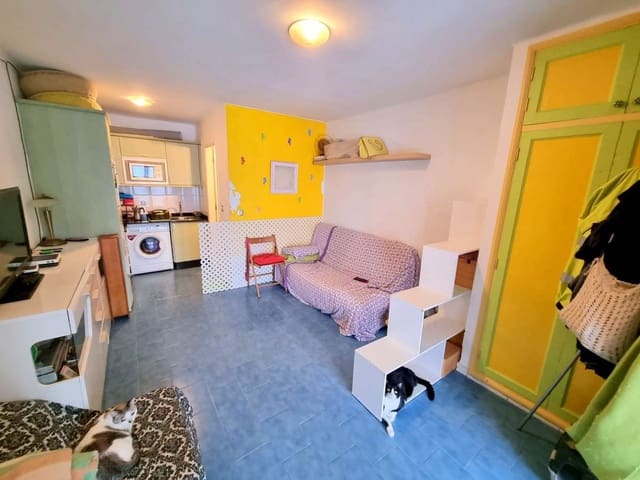 Studio te koop in Puerto del Carmen, Tías met zwembad - € 150.000 (Ref: 8664959)