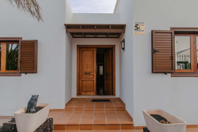 5 sovrum Finca/Hus på landet till salu i Tahiche, Teguise med pool garage - 740 000 € (Ref: 8699353)