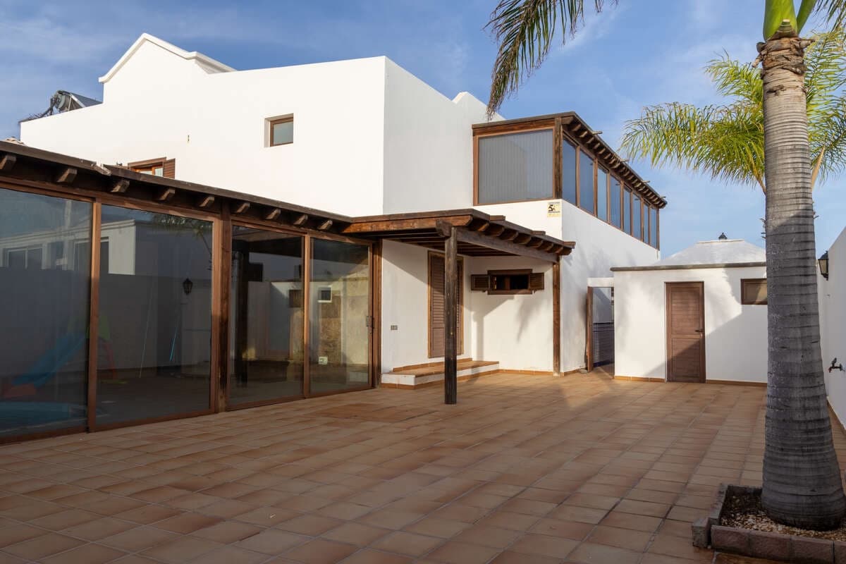 5 soveværelse Finca/Landehus til salg i Tahiche med swimmingpool garage - € 740.000 (Ref: 8699353)