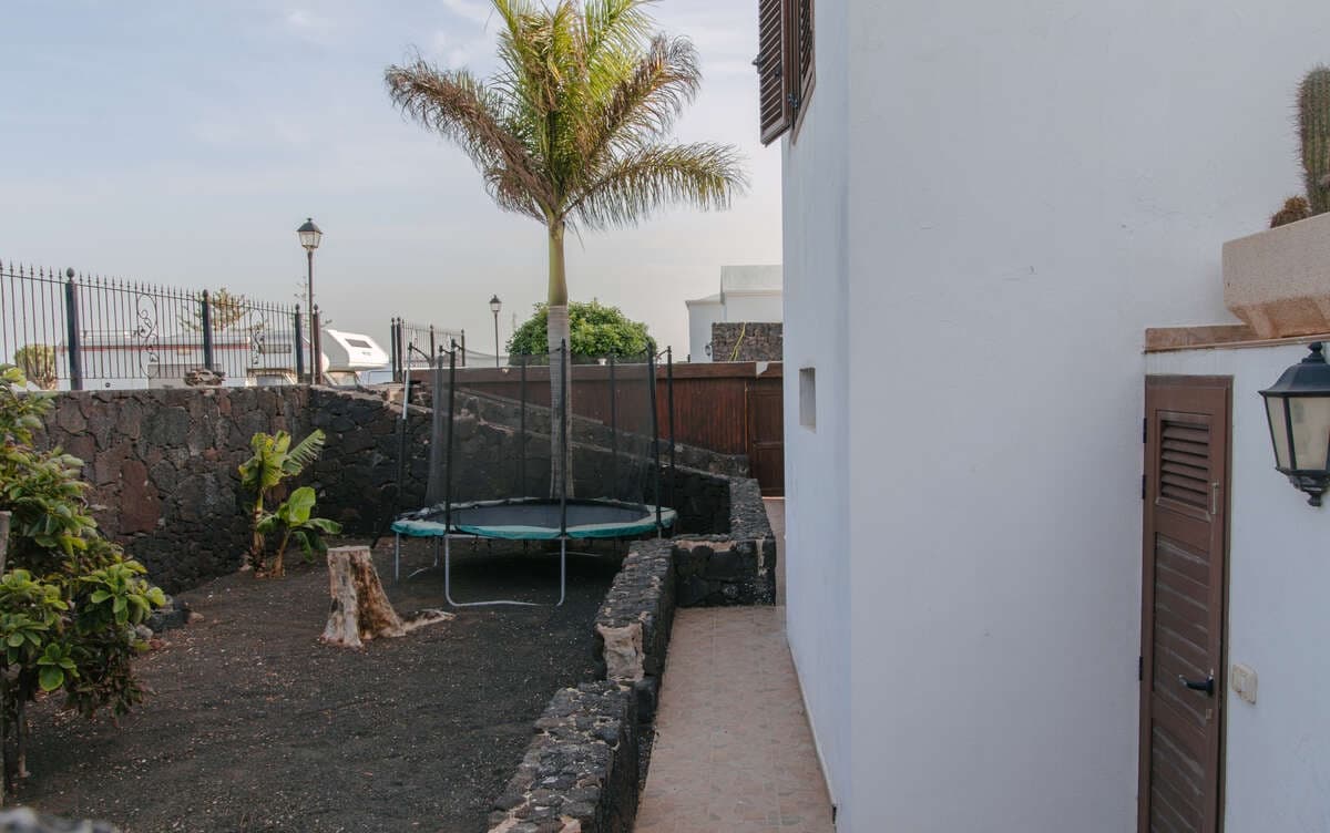 5 soveværelse Finca/Landehus til salg i Tahiche med swimmingpool garage - € 740.000 (Ref: 8699353)