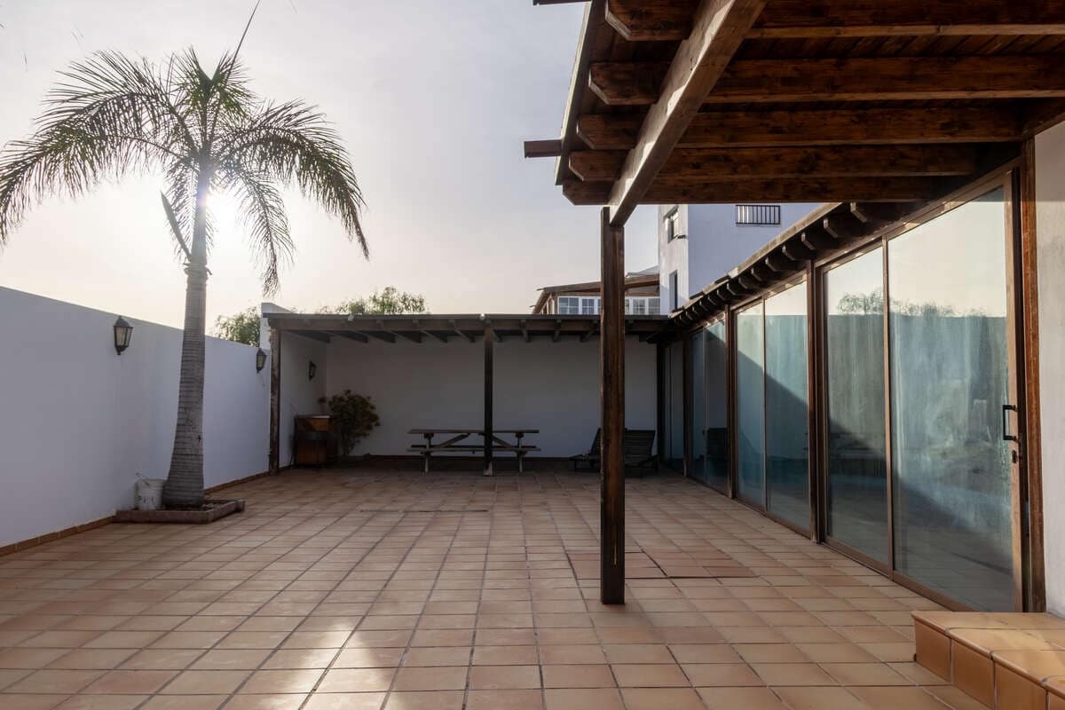 5 soveværelse Finca/Landehus til salg i Tahiche med swimmingpool garage - € 740.000 (Ref: 8699353)