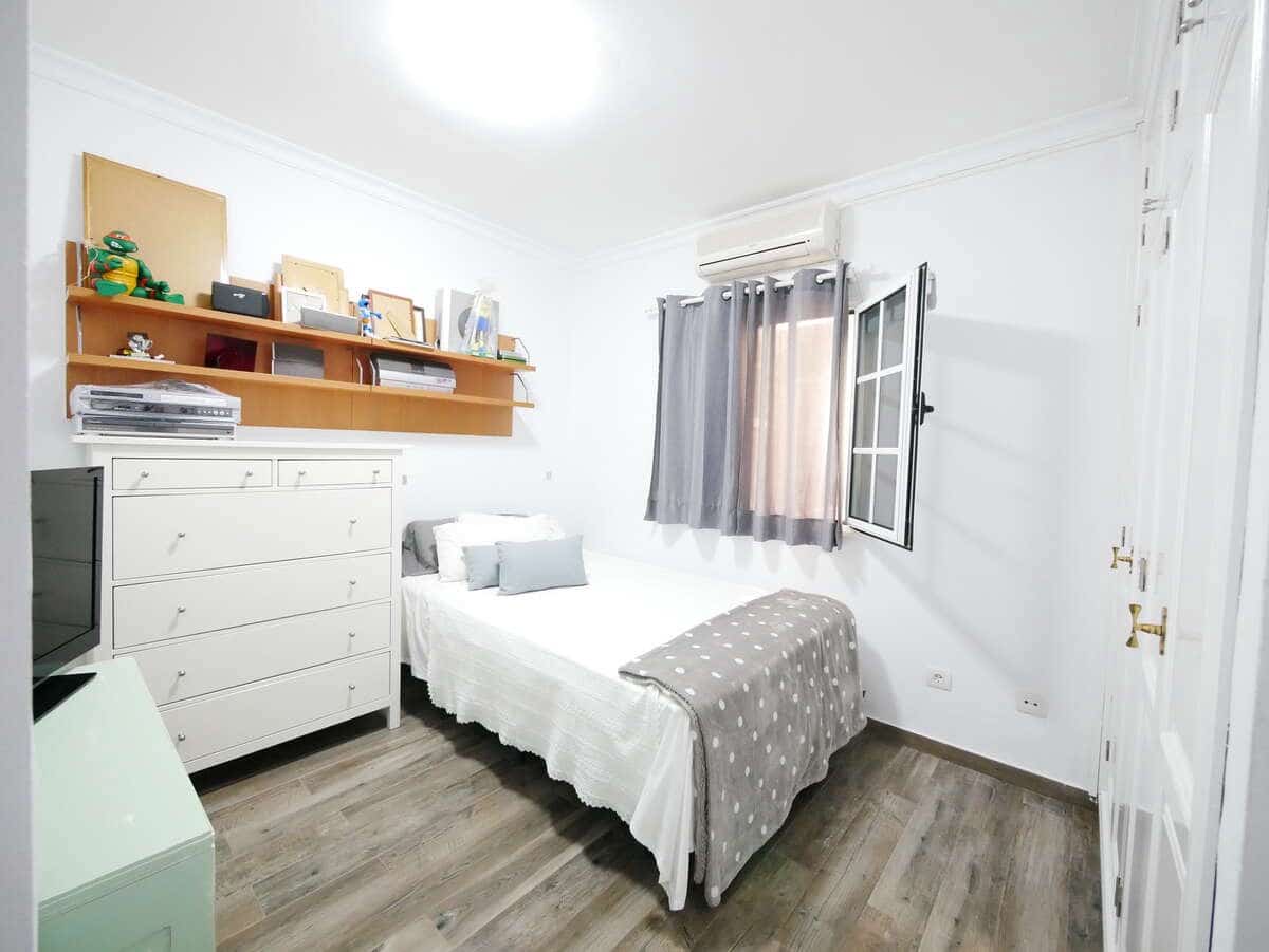 4 soveværelse Lejlighed til salg i Arrecife med garage - € 299.000 (Ref: 8775743)