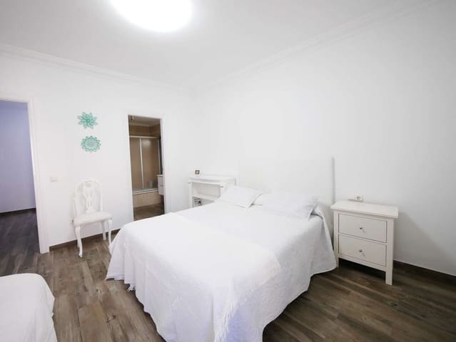 4 soveværelse Lejlighed til salg i Arrecife med garage - € 299.000 (Ref: 8775743)