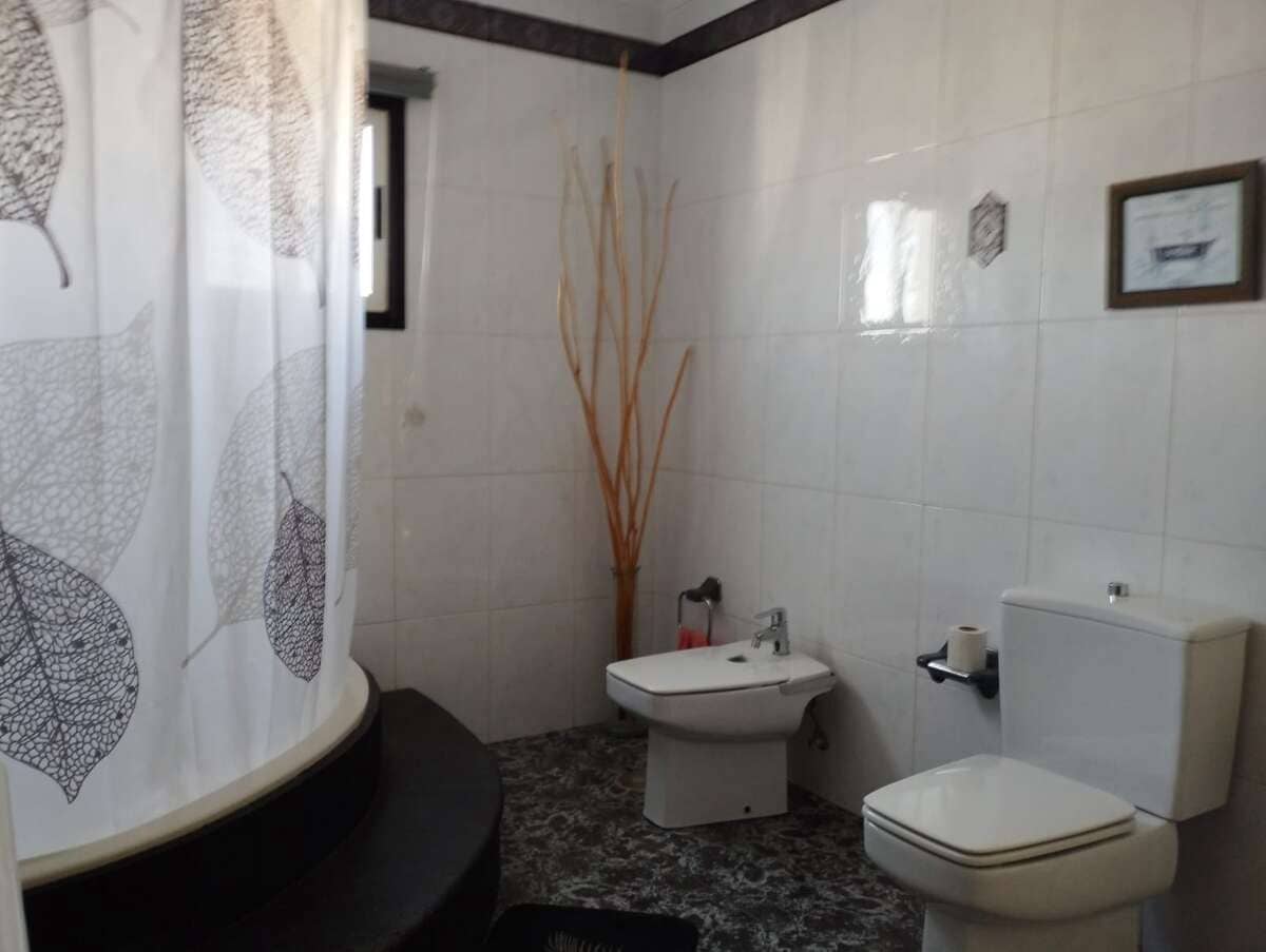 6 bedroom Finca/Country House for sale in Soo - € 490,000 (Ref: 8859464)